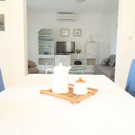Apartamento Maras Primošten