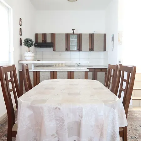Apartamento Maras Primošten