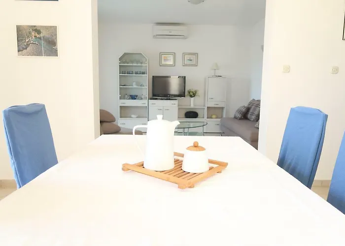 Appartement Maras Primošten