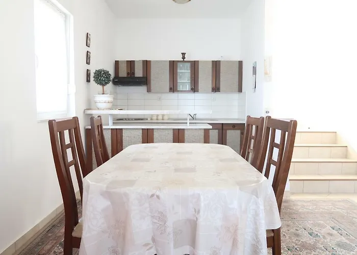 Appartement Maras Primošten